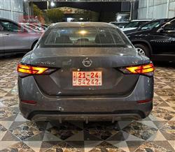 نیسان سێنترا